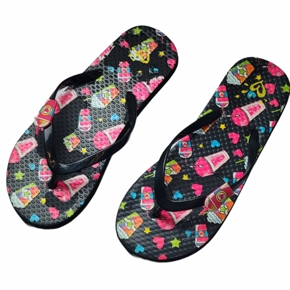 3/$15 Justice Girl's Slurpee Emojie Charmed Flip Flops▪︎ - Picture 9 of 10